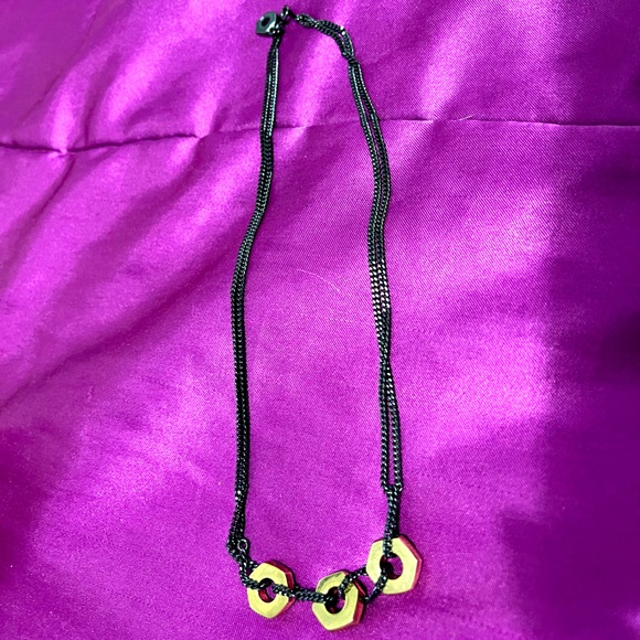 Marc Jacobs gunmetal and gold plated screw necklace. - Picture 7 of 9